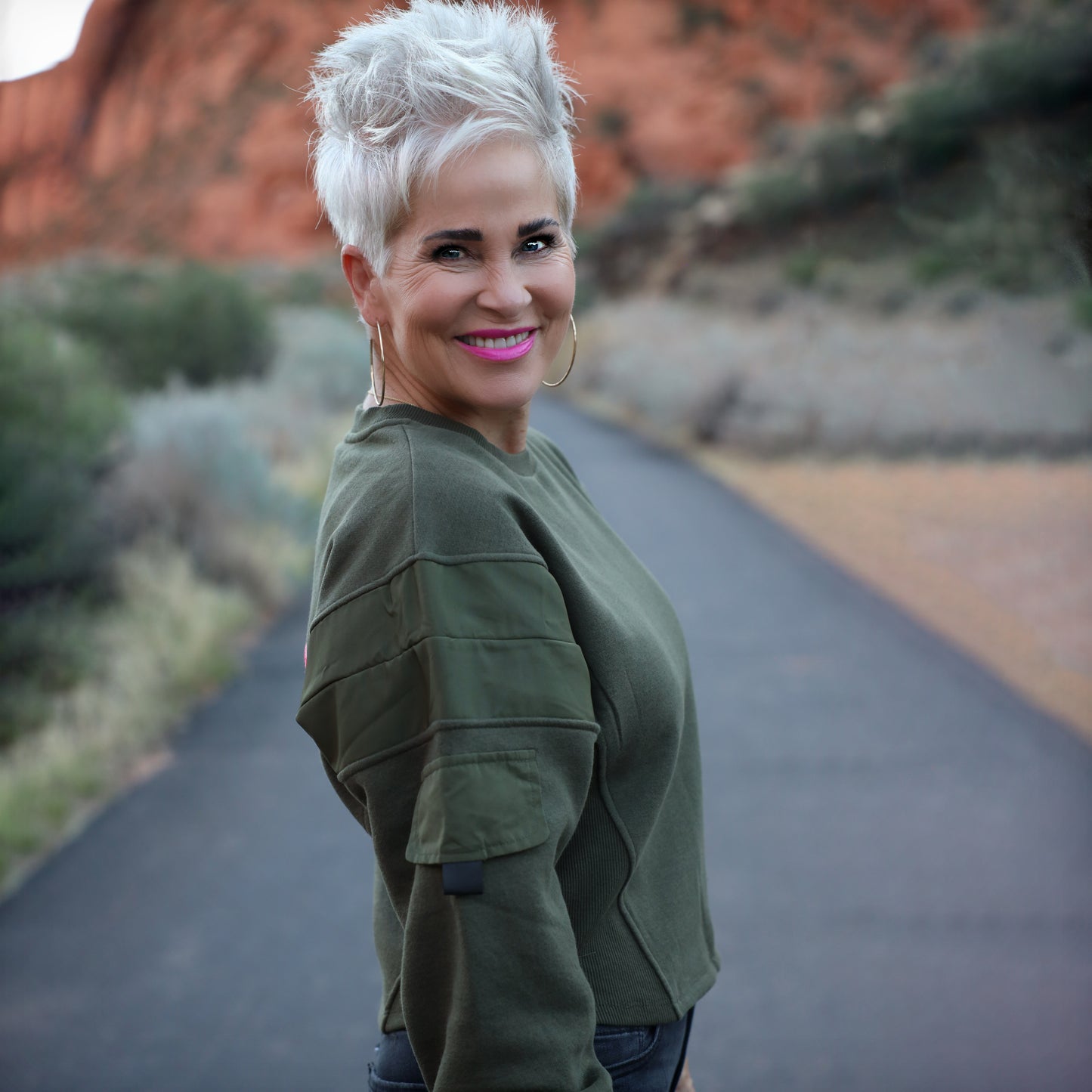 CHIC Kaki Crop Fitted Sweatshirt