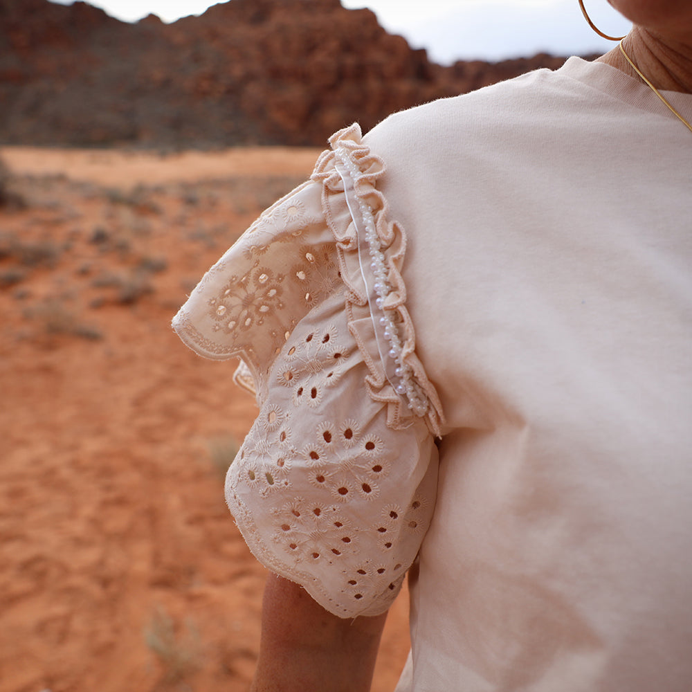 Ruffle Sleeved Tee Beige